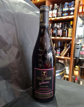 PINOT NOIR JEANNINE SAVOIE